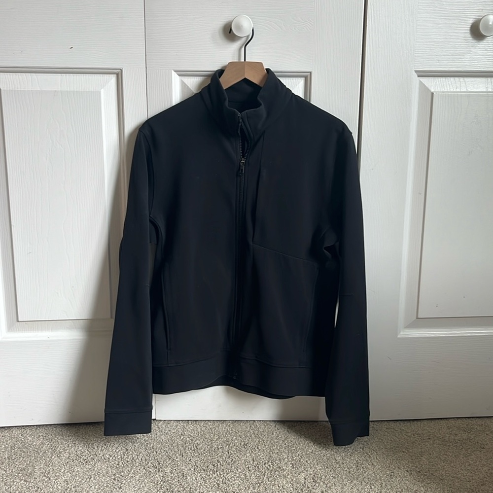 Lululemon Black Sojourn Jacket (size small)